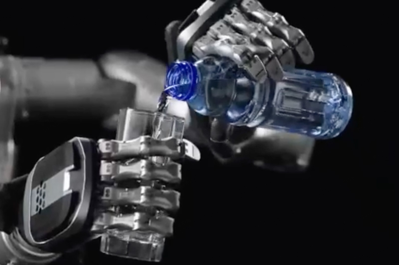 系列解读 | 三亿体育灵巧手家族亮相：高自由度的创新突破